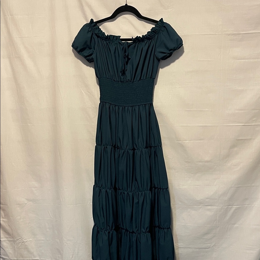 Elegant Teal Off-Shoulder Maxi Dress